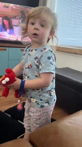 9.2K views · 50 reactions | I’ve never seen a more expressive face than boos! The expression on the end of this clip  #fyp #expressive #maincharacterenergy #foryoupage #funnyvideos #funnyface #funnytoddler #fypシ゚viral #facialexpressions #fypシ #toddler #maincharacter #foryou | Mummiyandboo | Facebook