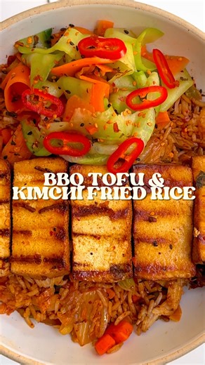 Ben Rebuck on Instagram: "ad Kimchi fried rice & BBQ tofu 🍚 I’ve teamed up with @cauldronfoods to show you their brand NEW Express Smoky BBQ Grillable Tofu which is ready marinated, high in protein and cooks to perfection in just 5 minutes! I served mine with kimchi fried rice and flash pickled veg for that perfect January pick-me-up. To make: 1 block of Cauldron Smoky BBQ Grillable Tofu For the rice 300g cooked day old rice 1 spring onion, chopped 1 carrot, diced 1/4 cup kimchi, chopped 1tbsp 