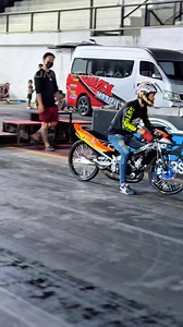 305K views · 8.2K reactions | Mr. Arm Rayong tests and runs in Honda Dash from Mr. Noom Subcharoen at Bangkok Drag Avenue Klong 5 track. #jumphol #channel #ArmRayong #JumpholChannel | Jumphol Channel | Facebook
