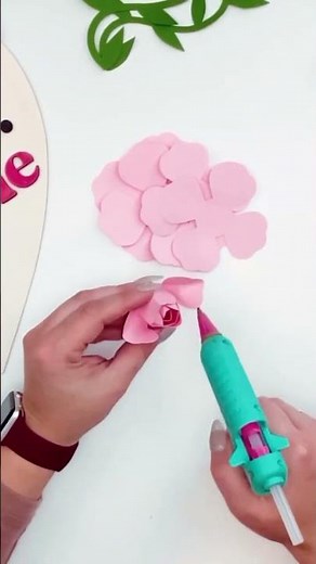 Paper Rose Template Tutorial | Cricut Paper Flowers | Free SVG #paperflowers #cricutcrafts