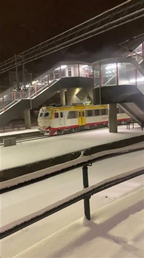 “Sweden Blizzard at the Train Station! ❄️🇸🇪”#Snowstorm#WinterStorm#Sweden