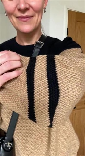 Women's Fall Winter Colorblock Drop Shoulder Sweater, Loose-Fit Long Sleeve Knitted Pullover, Elegant Casual Daily Wear #cowlnecktops #oversizedsweater #fallwinterwear #womenautumnwear #plussizeautumninspo #longsleeves #casualknitwear #newyearseveootd #vnecktops #oversizedjumper