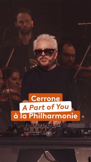 Quand le roi du disco rencontre la grandeur du symphonique… ✨ Cerrone revisite ses tubes avec le Scoring Orchestra et la voix d’Izzy Chase. 🕺🏼 « Cerrone - Disco symphonique à la Philharmonie » est à (re)voir sur France tv ➡️ bit.ly/3ISQmyF. | France tv culture