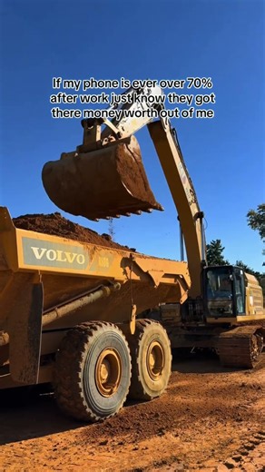 A REAL DAY ON THE MACHINES #farmmachinery #farming #tractor #excavator #job
