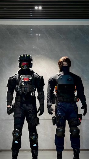 Cosplay Delta Force: Vyron and Nox in Action