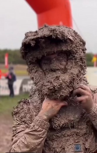 Mud Run: Exciting Obstacle Course Adventure