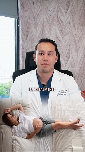 Durante el embarazo, la posición en la que duermes puede impactar tu bienestar y el de tu bebé. En este video, te explico cuál es la posición que debes evitar y por qué, además de ofrecerte recomendaciones para un sueño más seguro y cómodo. - 👨🏻‍⚕️ Dr. Jaime Eduardo del Ángel Ramos 🤰🏻Ginecólogo Obstetra/Medicina Materno Fetal 📍Hospital Ginequito 📩 citas al DM o al Whatsapp: 8119170298 #controlprenatal #consultadeembarazo#ultrasonidogenetico #ecogenetico #ultrasonidoanatomico #ecoanatomico