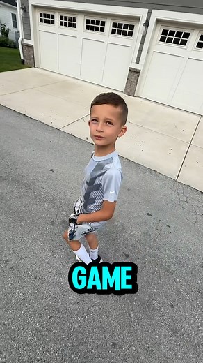 🤑 Kid Making Money #makemoney #reseller #hustle #kids #sidehustle