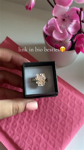check out our full collection🌟🎀 #hellokitty #jewelrytok #goldrings #goldjewelry