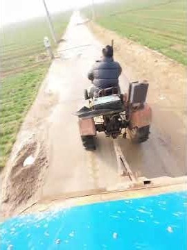 Wait for me #MyCountryLife #Tractor #NeverExpected