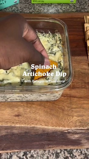 Delicious Organic Crackers for Any Occasion