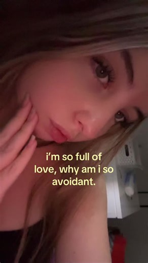 Understanding Avoidant Love: Overcoming Challenges in Relationships