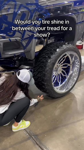 MATS 24 with LB. Renegade Lumi gloss specializes in protecting a vehicle’s surfaces while also adding shine. The ingredients found in Lumi-Gloss shine Sprays vary from product to product ,however, the main goal of these products are to protect the vehicle’s exterior from water spots, UV rays, and other contaminants while adding a high-gloss finish. #detailing #detailingworld #tireshine | Renegade Lifestyle USA