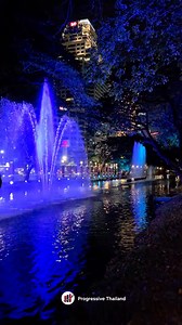 สวนลุมพินีมีน้ำพุระบำประกอบแสง สี เสียง ด้วยครับ อยู่ฝั่งถนนพระราม 4 Dancing fountain at Lumphini park in Bangkok ------------------------------------------------------------------------ โดย Progressive Thailand ------------------------------------------------------------------------ ช่องทางสำหรับการติดต่อ ลงโฆษณา สนับสนุนเพจ • Facebook: Progressive Thailand, • YouTube: ProgressiveTHA Media • TikTok: ProgressiveTHA Media --------------------‐-------------------------------------- #ProgressiveTha