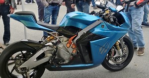 Lightning Strike electric motorcycle makes public debut as production appears on track