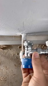 How to extend a radiator tail! #asmr #asmrsounds #learn #foryou #mmplumber #viral #plumbing #toolbag #pipes #tools #cleancopper #plumbertools #pressfit #soldering #copper #handtools #work #diy #howto #plumber | Matthew Marciniak