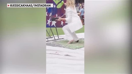 18K views · 851 reactions | F&F SOCIAL MEDIA EXCLUSIVE: Meet America’s first female speed painter, @jessicakhaas! She completes full paintings in just 90 seconds — and is changing the game with her unique style and bold presentations. | Fox & Friends | Facebook