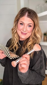 19 reactions · 3 comments | MAKEUP FOR BEGINNERS— 5 steps. 1 compact....