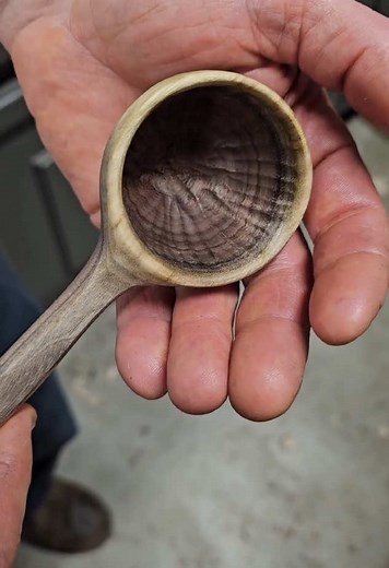 Tallado de Cuchara con Torno Vertical: Guía de Técnicas