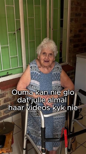 Na amper n maand se gewag het Ouma uiteindelik kom kuier weer. Ouma is nou 82 jaar oud en sy is nou amptelik n Content creator😍🥰 Ons gaan al ouma se resepte maak van kos waarvoor sy lief is en dit deel met julle almal😁😍 Wat is n resep wat jou ouma gemaak het en net sy kon dit maak? Stuur ons n boodskap in die comments | Ice cream man