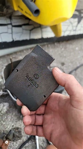 Failed walking cooler compressor. #fix #hvac #refrigeration #pizza