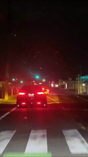 ハリアーから火花🔥 なんとまぁ道の悪い事。。 #岡山 #大阪 #ハリアー #おばはり推し募集 #SUV #シャコタンもどき #生脚 #stance