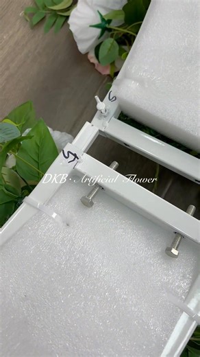 ARCH495🌷Custom floral arch with roses and greenery🎀If your budget is limited, most customers will choose this single-sided floral arch 💍www.dkbflower.com💍 #dkbflower #customfloral #floralarch #weddingarch #eventbackdrops | Artificial flowers（Fengqiu zhaogang silk flower factory）