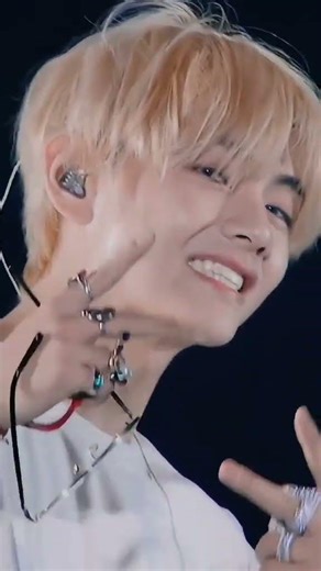 v 💜ᗷTS⟭⟬💜 so cute #bts #vbts #ytshorts #viralshort #shortsfeed #shorts #btsarmy