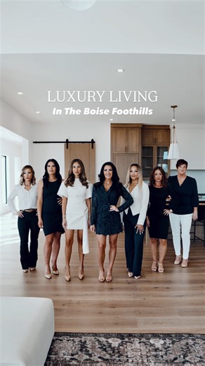 ARROW TALLMAN | Idaho Realtor | Arrow & Co. on Instagram: "Step inside this Treasure Valley masterpiece, where every detail defines Boise luxury. We spent the day inside one of Boise’s most stunning Teal Point Custom Homes, capturing the kind of design and detail that inspire us to keep raising the bar. ✨ 4 Bed | 4.5 Bath | 5,055 Sqft Wide-plank white oak floors stretch beneath soaring ceilings, while the great room’s floor-to-ceiling windows flood the space with light and open onto a wrap-aroun