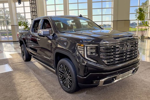 2022 GMC Sierra 1500 Denali Ultimate, AT4X: Up Close | Cars.com
