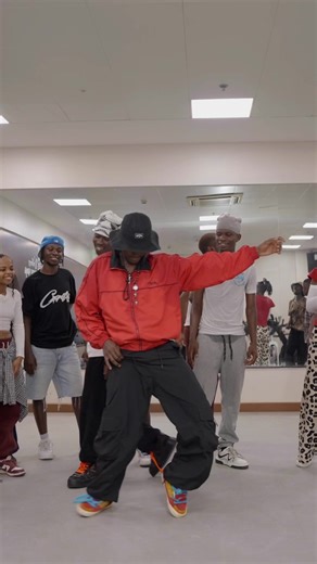 Can You Dance Better Than This? Amapiano Challenge!