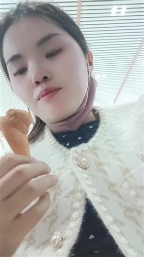 Tseem Tos Yaj on TikTok