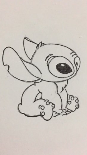 Aprende a dibujar a Stitch en blanco y negro