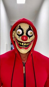 O palhaço do mal invadiu a casa nova 😱 #funny #shorts