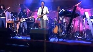 Rock Mahi performed live with the famous arabic track Didi live in Dubai! | Raghav Sachar