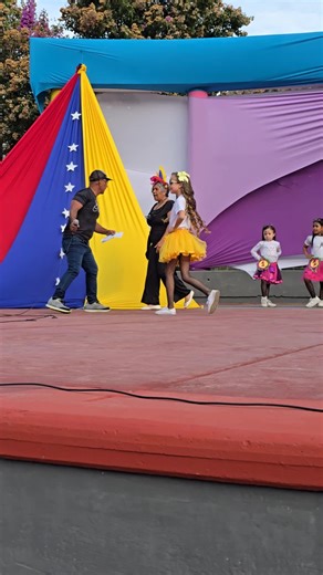 Así se desarrolló el reinado infantil de los carnavales turísticos internacionales en la parroquia Antímano.