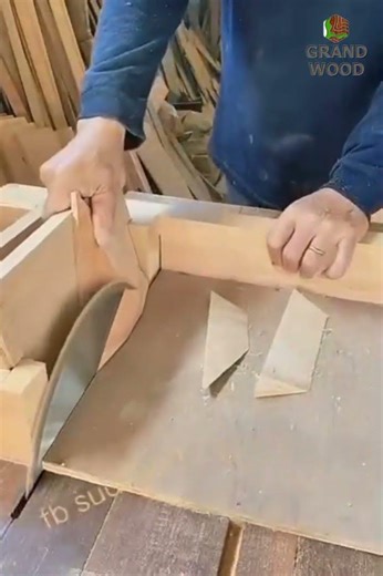 wood cutting in slop #shorts #shortvideo #short #shortsfeed #shortsviral #trending #trendingshorts