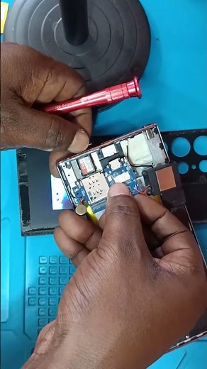 Sim tray removal tricks in all phones. #iphones #androidhacks #shorts