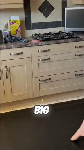 How to Point Your Toes and Walk in Ballet 🩰 | Footwork & Technique Tips