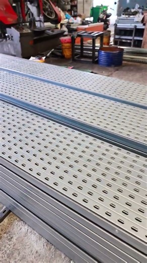 C-beam international standard, high quality and excellent price, please contact me if you need it.