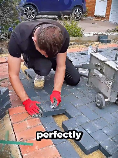 Expert Bricklaying Techniques for Perfect Tile Fitting