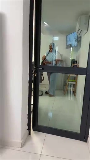 Vidéos de Vitale (@vitale..officiel) avec son original - Vitale