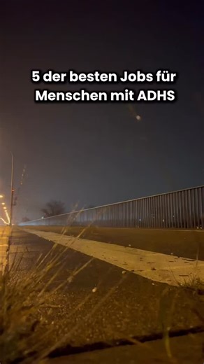 Feik Al Mami | ADHS Coach & Fitnesstrainer on Instagram: "🧠 Menschen nennen ADHS oft „abgelenkt“, „zu viel“ oder „inkonsequent“. Aber kaum jemand spricht darüber, wie kraftvoll dieses Gehirn im richtigen Umfeld ist. Denn ADHS ist kein Defekt. Es ist ein anderes Betriebssystem. Eines, das mit Kreativität, Stimulation, Autonomie und Sinn aufblüht. Du bist nicht schwer einsetzbar. Du warst nur zu oft in Rollen, die nicht für ein ADHS-Gehirn gemacht sind. ✨ Hier sind 5 der BESTEN Jobs für Menschen 