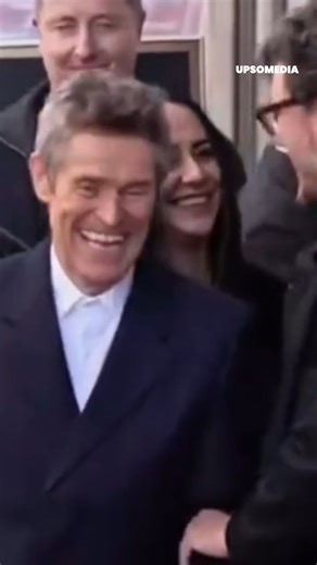 Pedro Pascal seems to act “too friendly” with married women, such as Willem Dafoe's wife | Icons