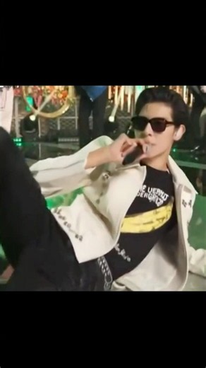 Raul singing Ren Meguro's part in Snow Man's Brother Beat! #shorts