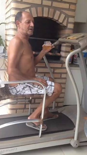 2.8M views · 9K reactions | Me: I'm going to start going to the gym more. Also me: | Ridiculousness | Facebook