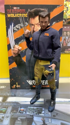 *ASMR* Hot Toys TVA jacket Wolverine sound