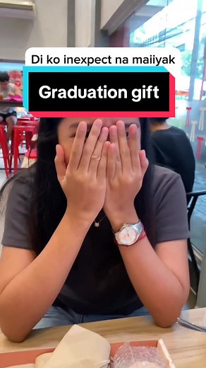 Unique Graduation Gifts: Brighten Your Friend's Future with Vector Lamp