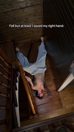 the guys who know, know #righthand