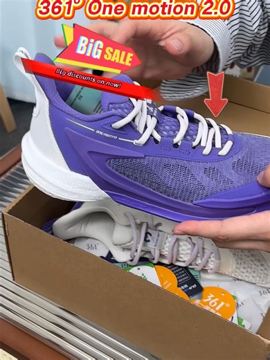 Live now! Quality running shoes na affordable.#361degrees #Affordable #basketball🏀 #basketballshoes #Hooper #BallIsLife